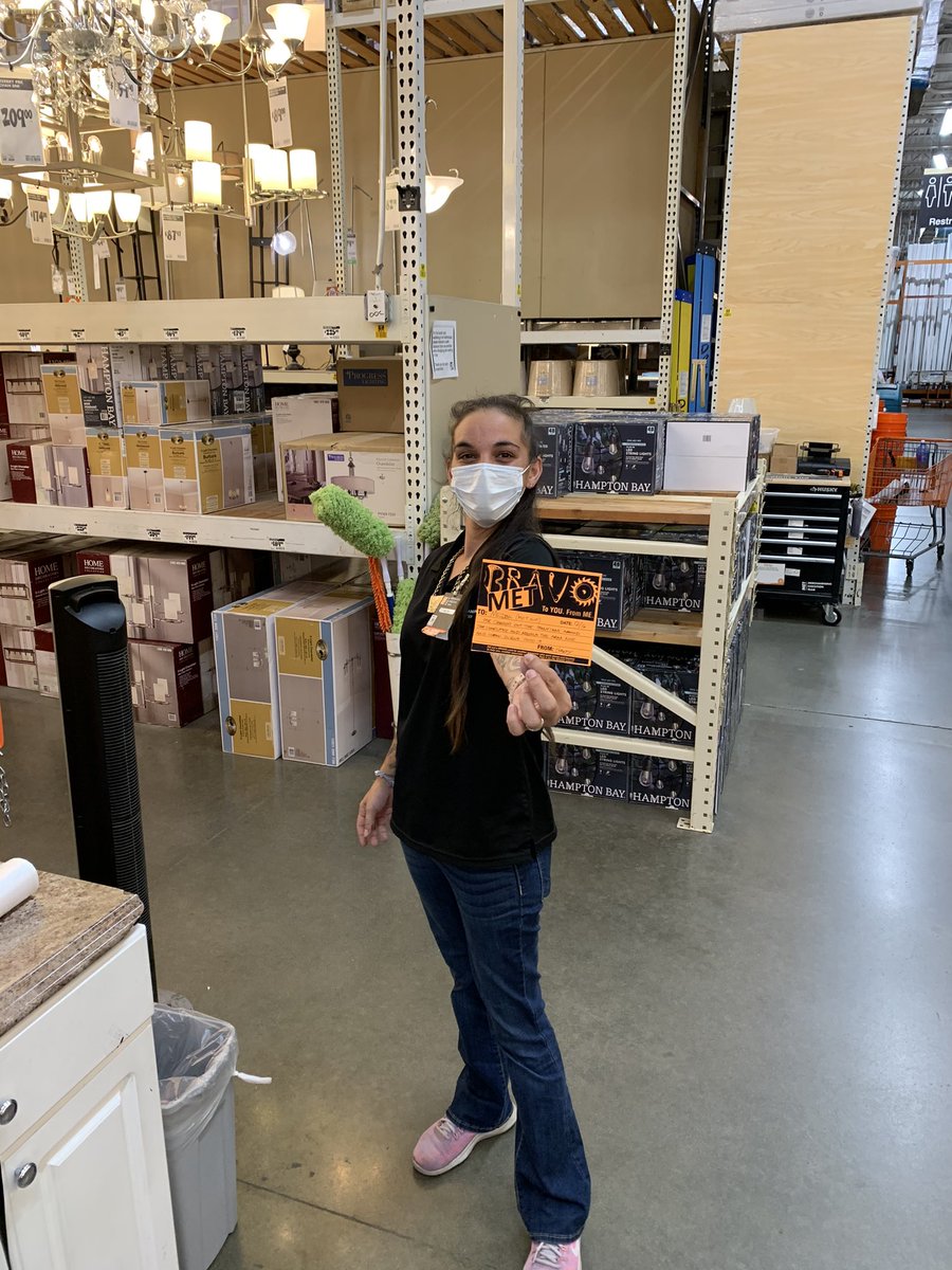 Shout out to Melissa for doing a fantastic job as my new co-Sup at #hd1702 ! #metstore1702 #hdpearlcity #1702deuceswild She’ll be holdin Down the fort while I sub for another Sup ! #homedepotfam #livingtheorangelife #hdmetsup