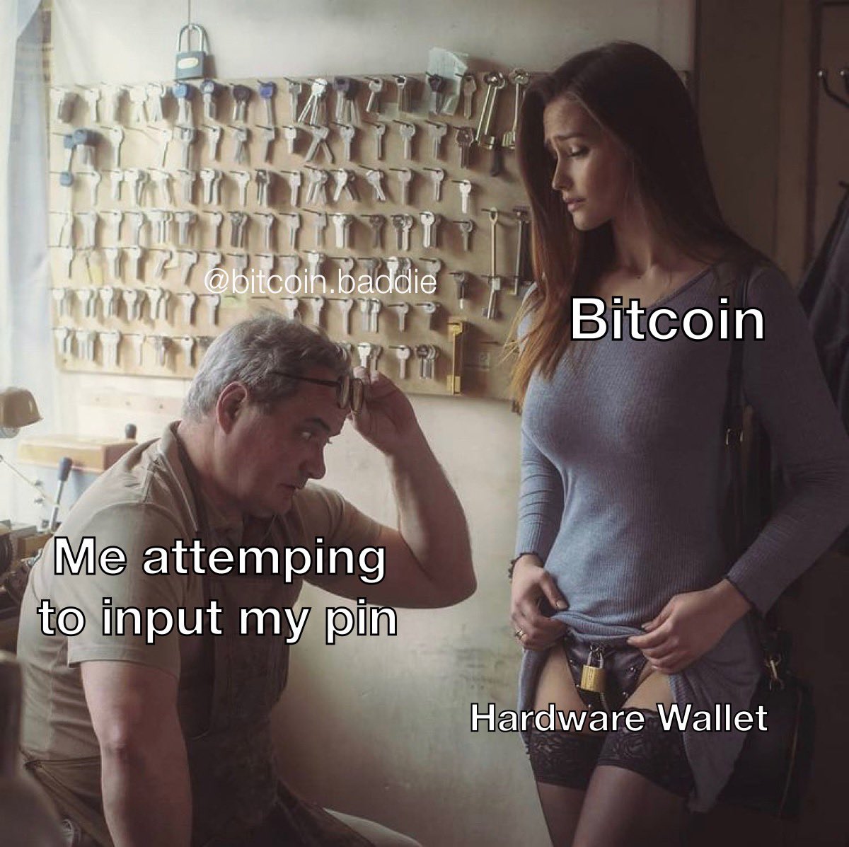 8/ Now that you grasp a little about  #bitcoin   you should get proper wallets before buying: Ahora que entiendes un poco de  #btc   deberías conseguir carteras adecuadas antes de comprar:  @bluewalletio   @ElectrumWallet   @COLDCARDwallet