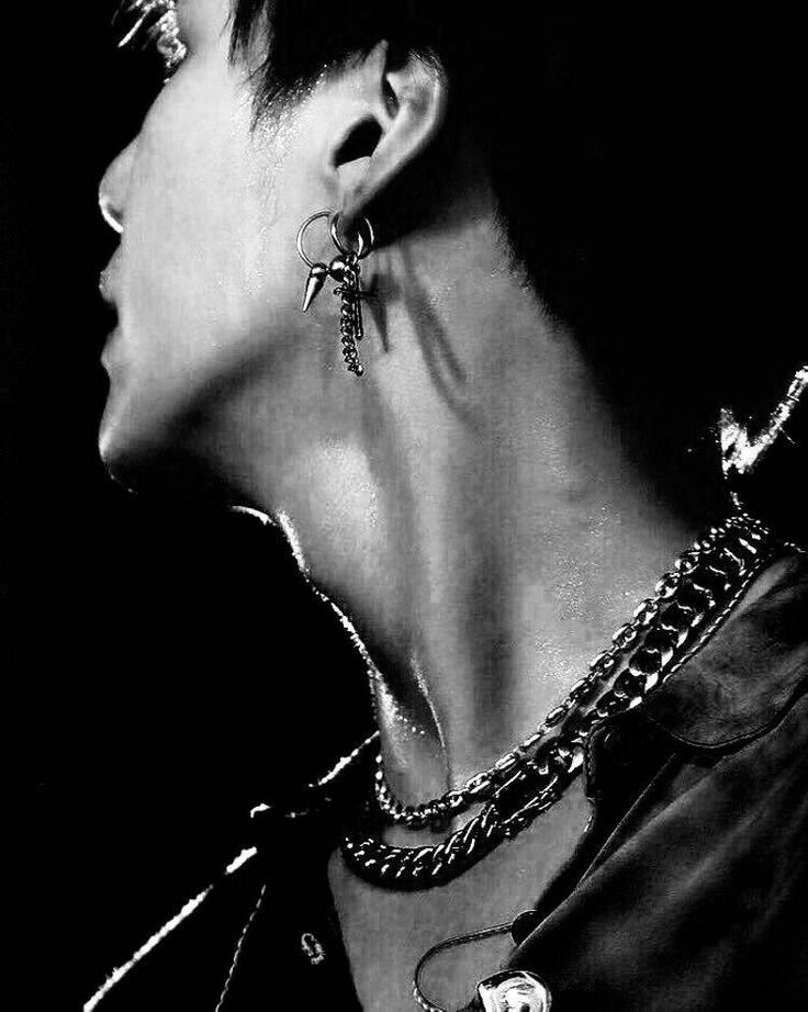 how to make your twitter an achromatic colour; a dangerous thread