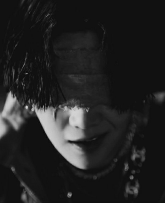 how to make your twitter an achromatic colour; a dangerous thread