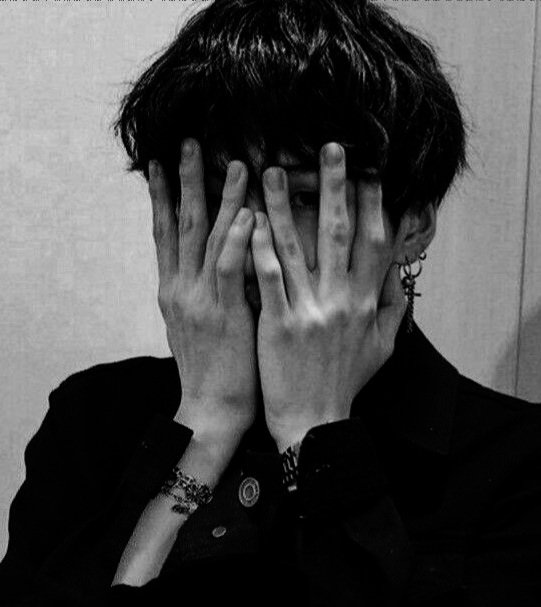 how to make your twitter an achromatic colour; a dangerous thread