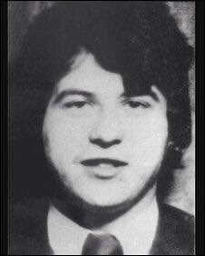 John Young - 17 years old.Shot in the face whilst trying to help William Nash who had just been shot.Soldiers falsely claimed he was armed. #BloodySunday49