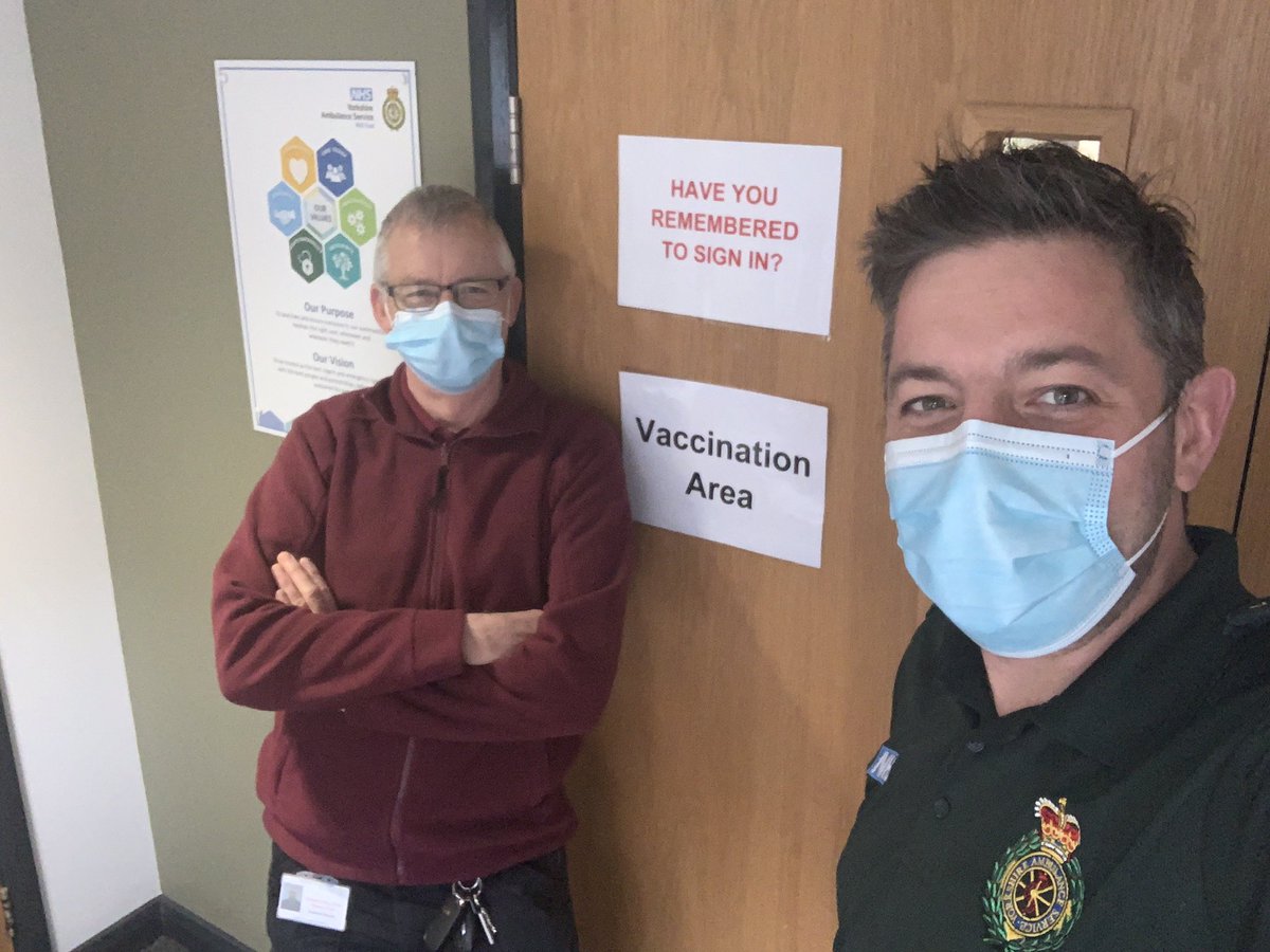 TDawes33's tweet photo. Vaccinating shift today for @YorksAmbulance and my dad is volunteering meeting and greeting as a @YASCFR #vaccine #FatherAndSon https://t.co/68idzixeF0
