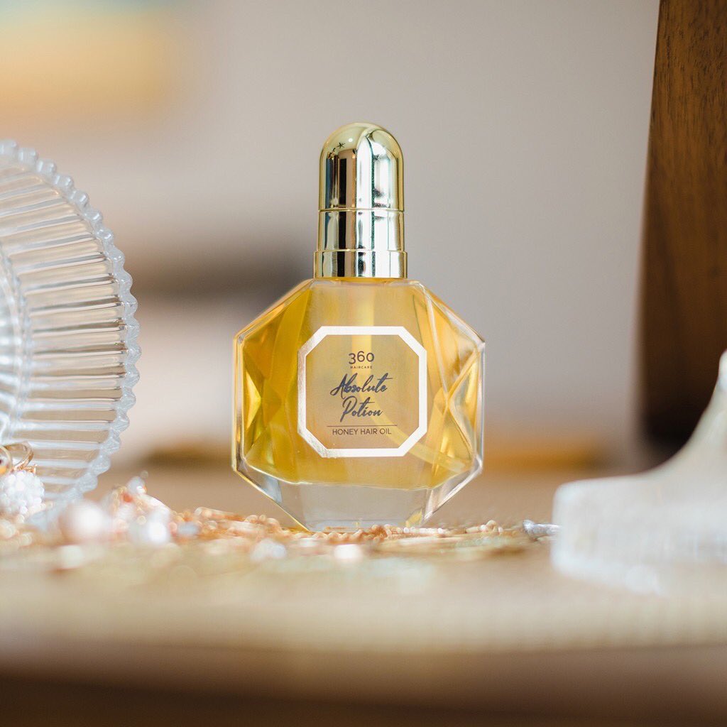 1.  @360haircare Absolute PotionSebab benda ni la I tak teragak agak nak dye & bleach rambut banyak kali because this is really my hair saviour! Hair stylist i terkejut rambut i sihat walaupun bleach sampai roots  i pakai everyday lepas cuci rambut  https://shp.ee/wmx94xf&nbsp;