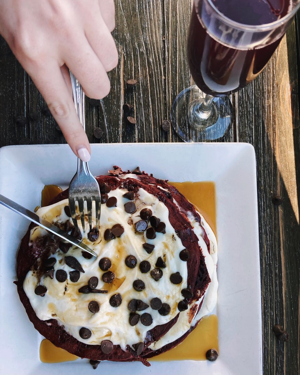 Lower Mills Tavern tweet media