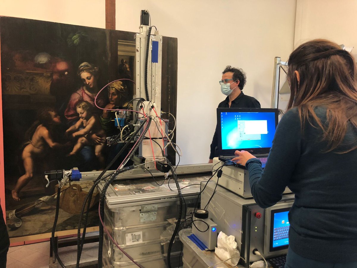 Raphael and his workshop: diagnostic investigations at the Museum and Real Bosco di Capodimonte. The #CNRISPC's #MOLAB campaign is in collaboration with #CNRSCITEC the University of Campania "Luigi Vanvitelli",  <a href="/INFN_/">INFN</a>   and the LAMS of Paris <a href="/umr8220/">LAMS-Sorbonne Université-UMR8220</a>