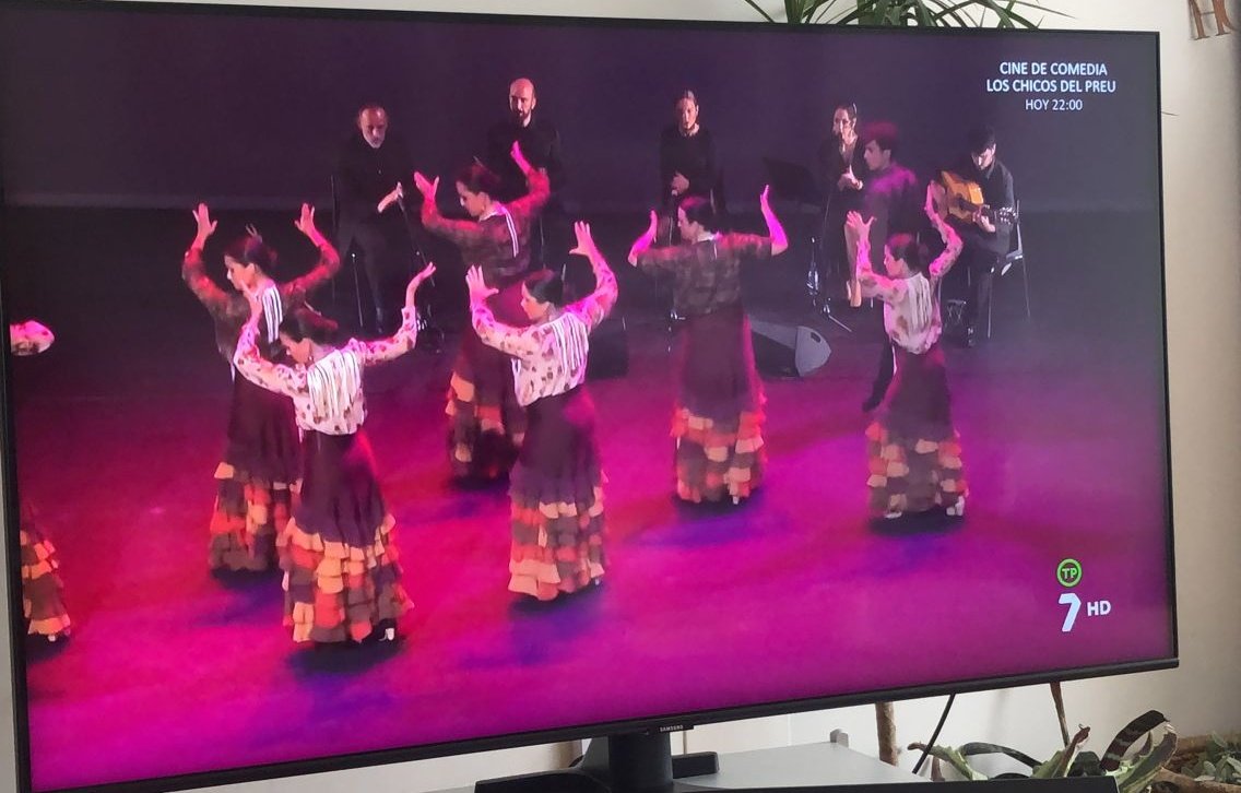 IniestaMj's tweet photo. Está mañana disfrutando de la retransmisión en @La7_tv  del espectáculo de @seraflamenco @juntacentroEste a beneficio de @aspanpal #flamenco #murcia #galasolidaria https://t.co/6el86mZSmu