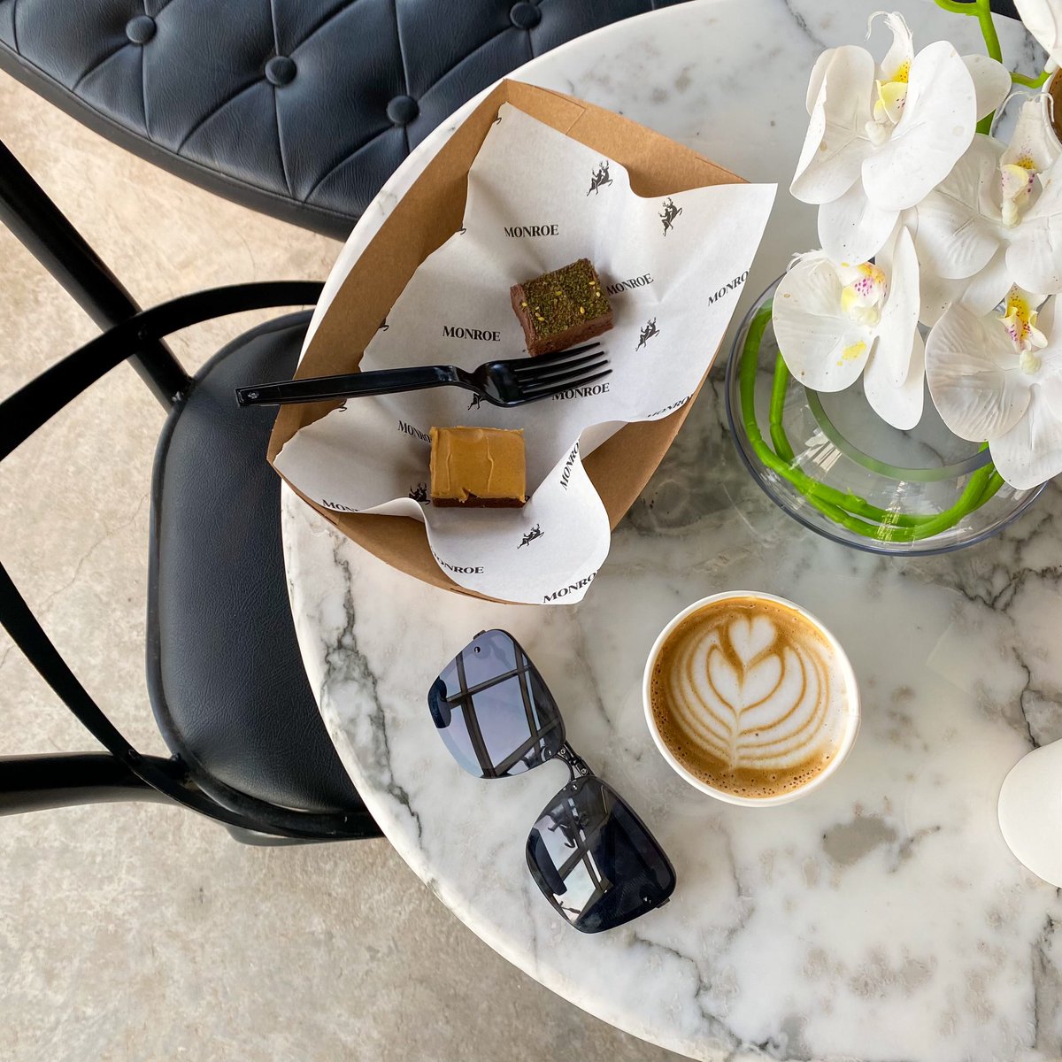 رُغماً عن تلك المسافات التي بيننا، أنت بجوُار قلبي🤍