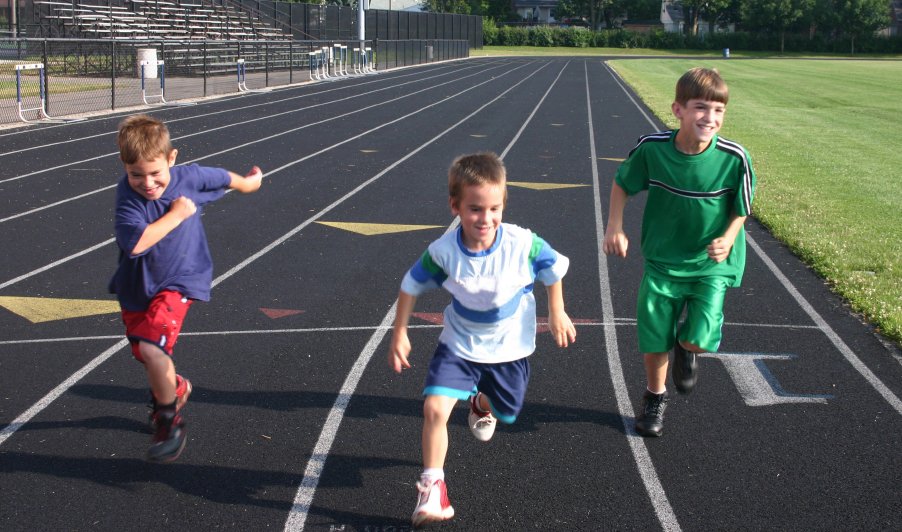 aaa_track's tweet image. Registration is now open for the 2021 season.  Kindergarteners-5th graders will enjoy a fun introduction to the lifelong sport of track &amp;amp; field while competing in four meets!  andover.multisportsystems.com/track