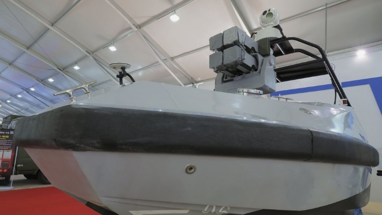 9) L30 (USV) (Showcased in demonstration May 2018)Length:7.5mWidth:2.7mHeight:4.2mDisplacement:3.75TSpeed:45ktRange: 2km(autonomous)/1km(LoS)Sensors:12.7mm heavy machine gun, or 4-cell ATGM launcherEndurance:310 nmiles@22kt…22/26