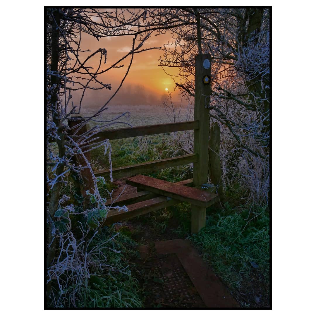 andrewhiggins1's tweet photo. Winter might be dropping by for the weekend...? This was on my walk at the beginning of the month, it was freezing...
#LumixG9 #leica1260mm #winterweather #sunset_ig #winterlight #walkswithmycamera #lumixsync…
📸 https://t.co/XySiUj5p4b via https://t.co/jtqyFDojY7 https://t.co/8ARkX2XxgY