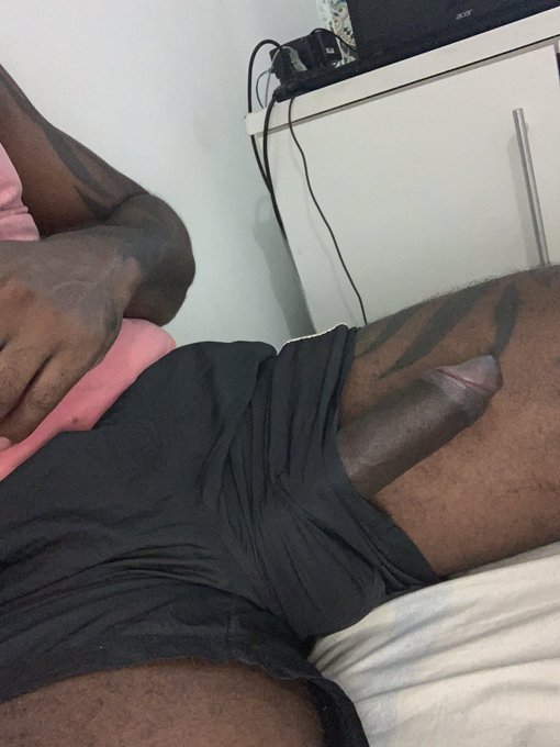 Senta aqui no colo do #imperadordosexo pra #jogar https://t.co/EiwvhC34Rs