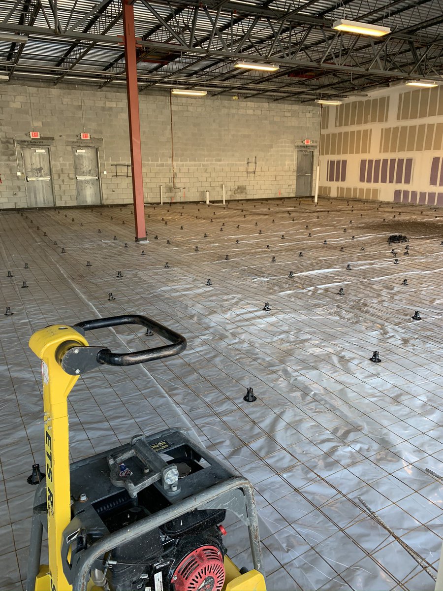 PCrousillat's tweet photo. Building Codes and drawing Specifications. #bcn2210 #Fiu #fiumossschool #construction @FIU_Mossschool https://t.co/B3s8GFFVCw