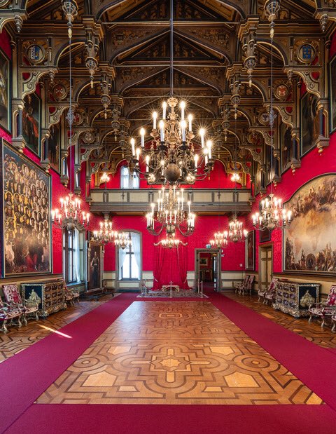 DiscoverTrieste's tweet photo. Riapre il Castello 🏰 @museomiramare di Trieste da lunedì 1* febbraio, visto il ritorno in #zonagialla. 
🗓 orario continuato 9-19 (ultimo ingresso h 18:30). 
Il Parco di Miramare è aperto tutti i giorni: dal 1° febbraio amplia l’orario di apertura, dalle 8 alle 17. https://t.co/ZvXvfMmTZj