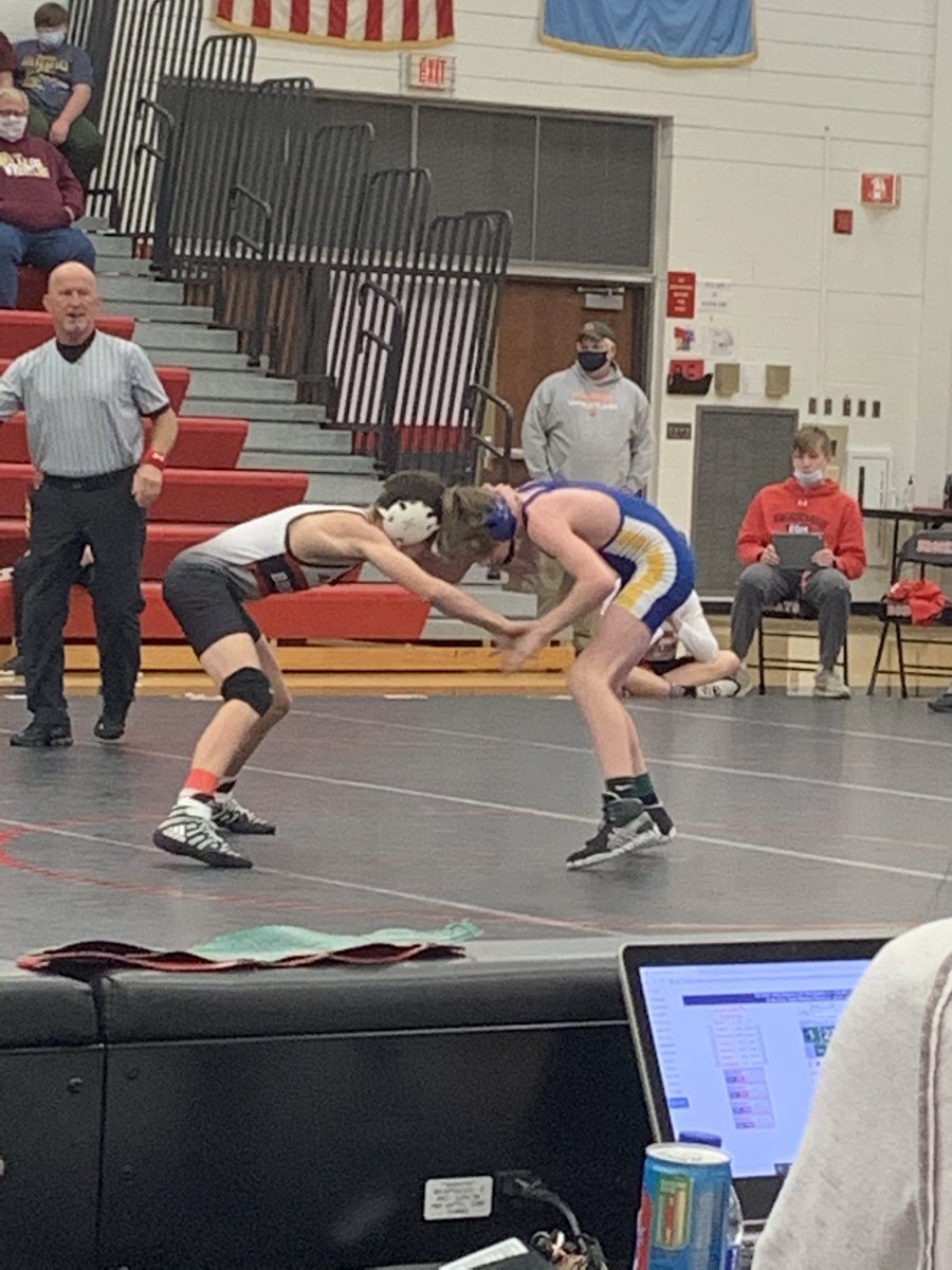 Bobcatath1's tweet photo. Good luck to the Bobcat Wrestling Team today as they compete in the Les Tlustos invitational  Go Bobcats! https://t.co/PkJBnpyngT
