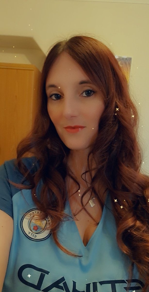 Jennababes's tweet photo. Come on City!! 💙 #inisthenewout #asgoodasitgets @Arlandria_II @loulou4267 https://t.co/XwYQmsZnY4