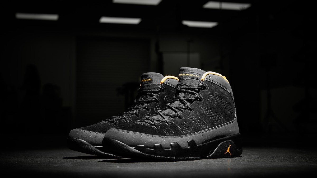 finish line air jordan 9