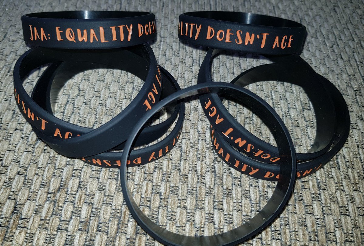 Wrist bands have arrived, let me know if you want one :-) 

#equalitydoesntage #ageism #JAA #juvenileageism @I_am_ageing @Ageatwork @EverydayAgeism @YoungMindsUK @bicyclingfish