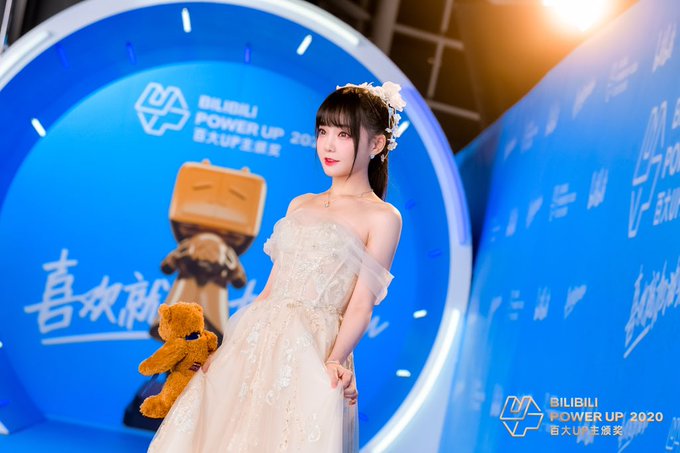 Twitterのコスプレ画像37