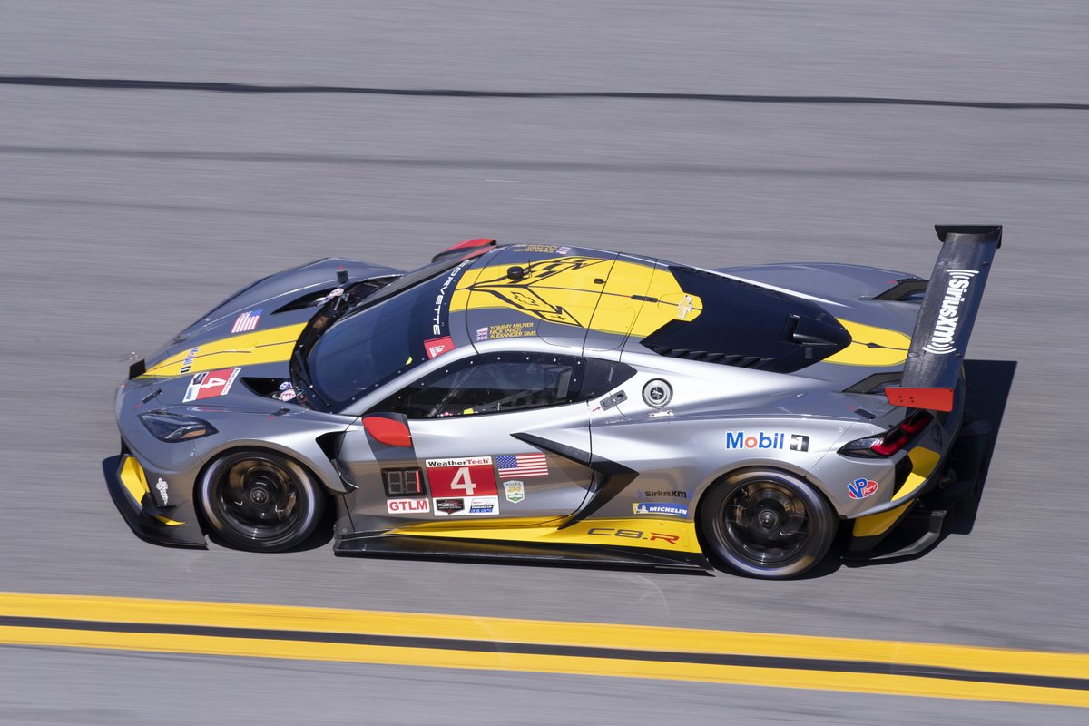 CorvetteRacing's tweet photo. It's raceday! Or should we say racedays? Regardless, finishing touches are put on these mid-engine beasts and everyone is ready! Let's chase those watches! #Corvette #C8R #Rolex24 #IMSA #GTLM https://t.co/85EJOduhUG