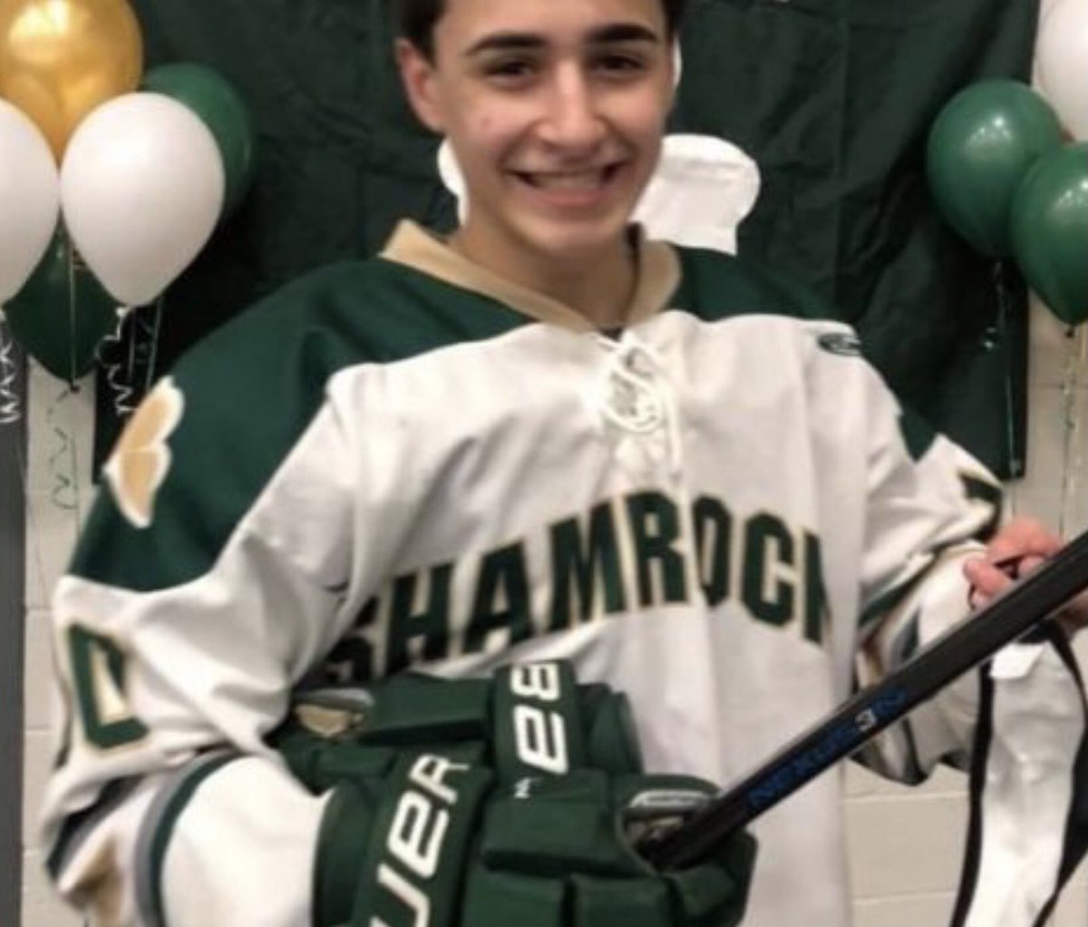 The Colonels join the hockey community in it's support for A.J. Quetta and his family. Please consider a donation to help out gofundme.com/f/help-pay-for…
#ajsarmy #currycares