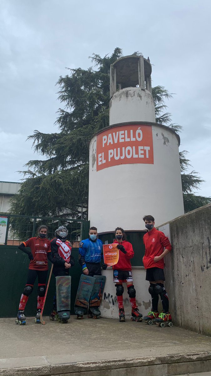cpmanresahoquei's tweet photo. El pavelló del Pujolet continua tancat per practicar l’hoquei patins a la pista interior.
Les restriccions en el desplaçament fa que molts esportistes no puguin entrenar.
Aquestes eleccions #femequip💪
Diguem tots junts #janhihaprou
#somhoqueimanresa🔴⚪️
#volemrodar🏑 https://t.co/gVSJLJx0Bh
