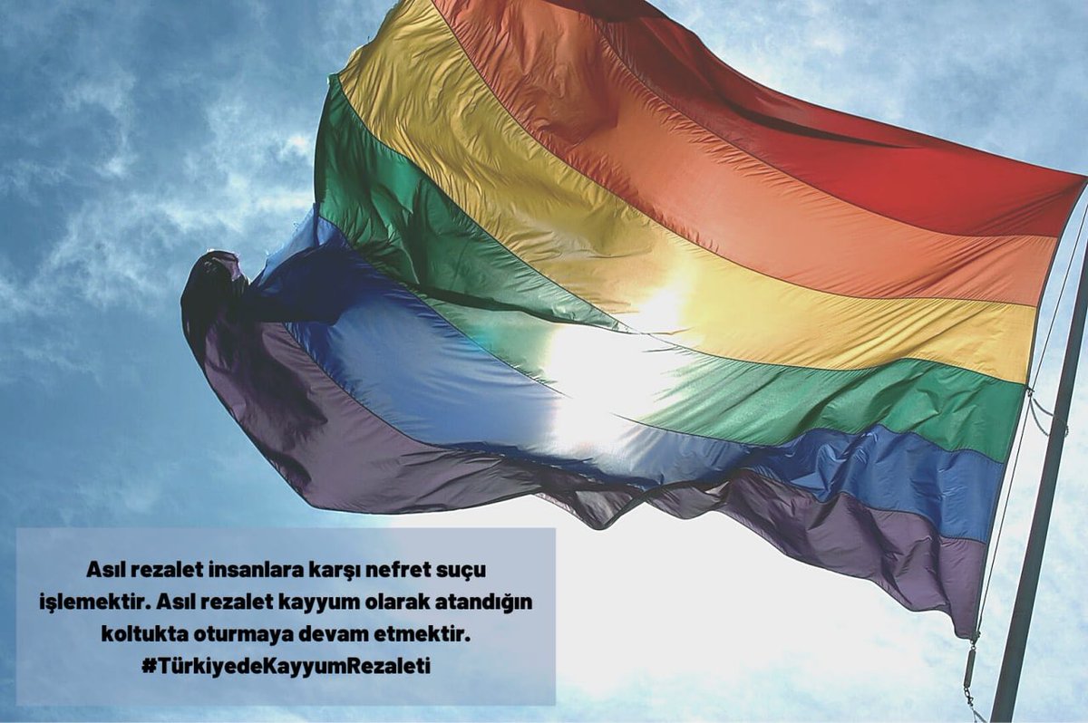 Mücadelemizi engelleme çabalarınızı görüyoruz ve direnişimizi artırıyoruz! 

Kurtuluş yok tek başına, ya hep beraber ya hiçbirimiz!
Arkadaşlarımız serbest bırakılsın!

#LGBTİHaklarıİnsanHaklarıdır
#TürkiyedeKayyumRezaleti