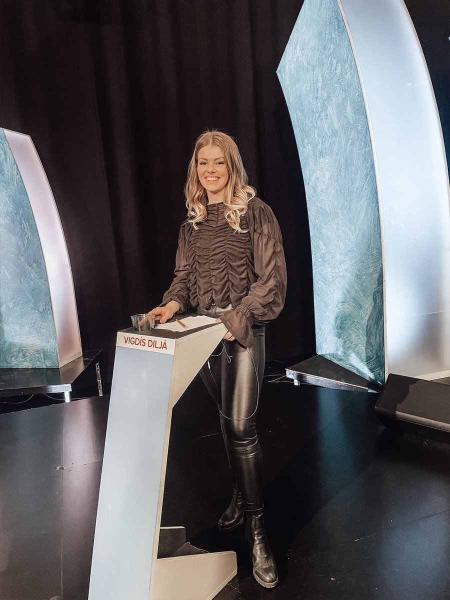 Nennir einhver að staðfesta að Kappsmál sé næsta rökrétta skref? <a href="/BragiValdimar/">Bragi Valdimar</a> má ég? 🥺😅