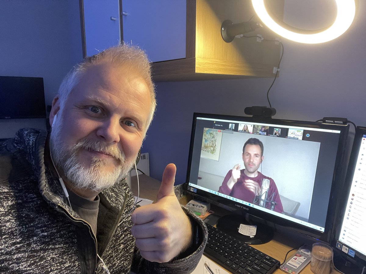 UKrubbishwalks's tweet image. Had a busy day taking part in the @LetsDoItWorld Global Clean Conference. Great to be one of the keynote speakers about #cigarettebutts and looking forward to helping host a workshop this evening. Should be fun! #cleanconference #worldcleanupday