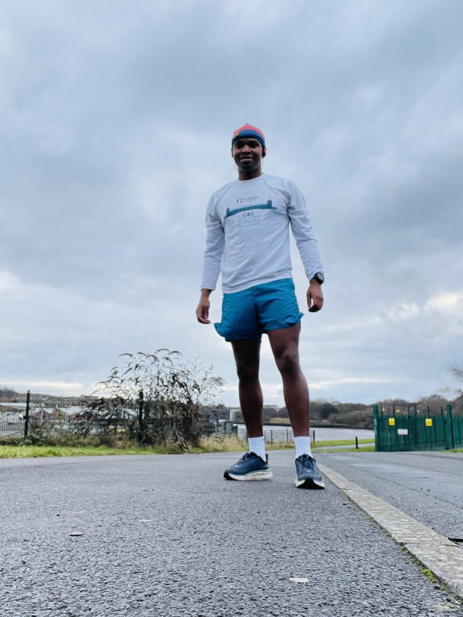 zee8851's tweet image. 10K Run in support of Deo Kato’s outstanding efforts #runningfordeo #runningforjustice #10x381days 
Deo has been running 10km, everyday for 381 days. He is running for justice and equality and he’s now on day 237. Unfortunately he’s Ill at the moment, with COVID-19.