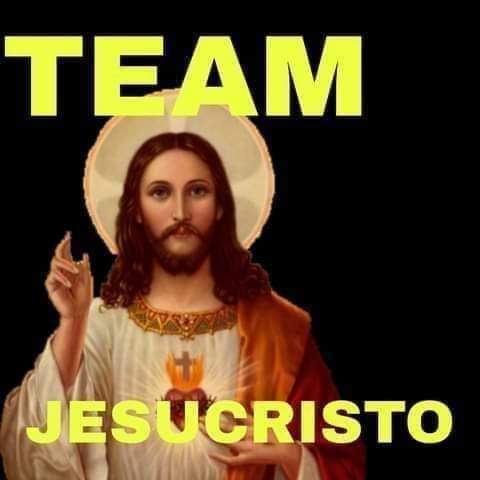 0Pamina's tweet photo. Cuál team Godzilla o team Kong... yo soy del: https://t.co/Oe5qITJbXD