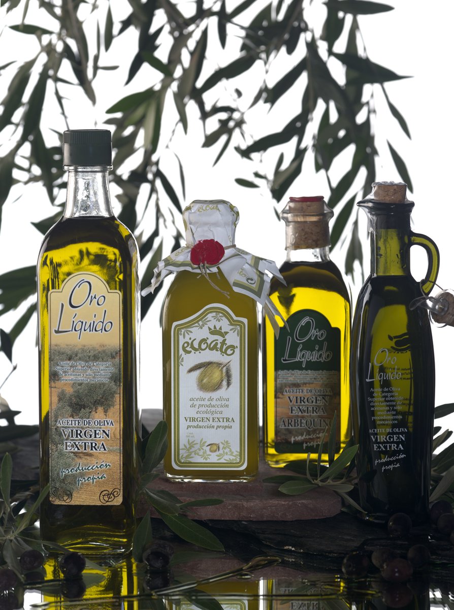 la_eco_reserva's tweet photo. En nuestra tienda #Bioshop de #Totana, disponemos de una amplia variedad de #AceiteDeOlivaVirgenExtra y #AceiteOlivaEcológico; #Arbequina, #Hojiblanca, #Cornicabra.
Todos estos productos #Ecoato y #OroLíquido , los puede encontrar online en #LaEcoReserva https://t.co/3QYpkXNLHh https://t.co/09fdfcJn4P
