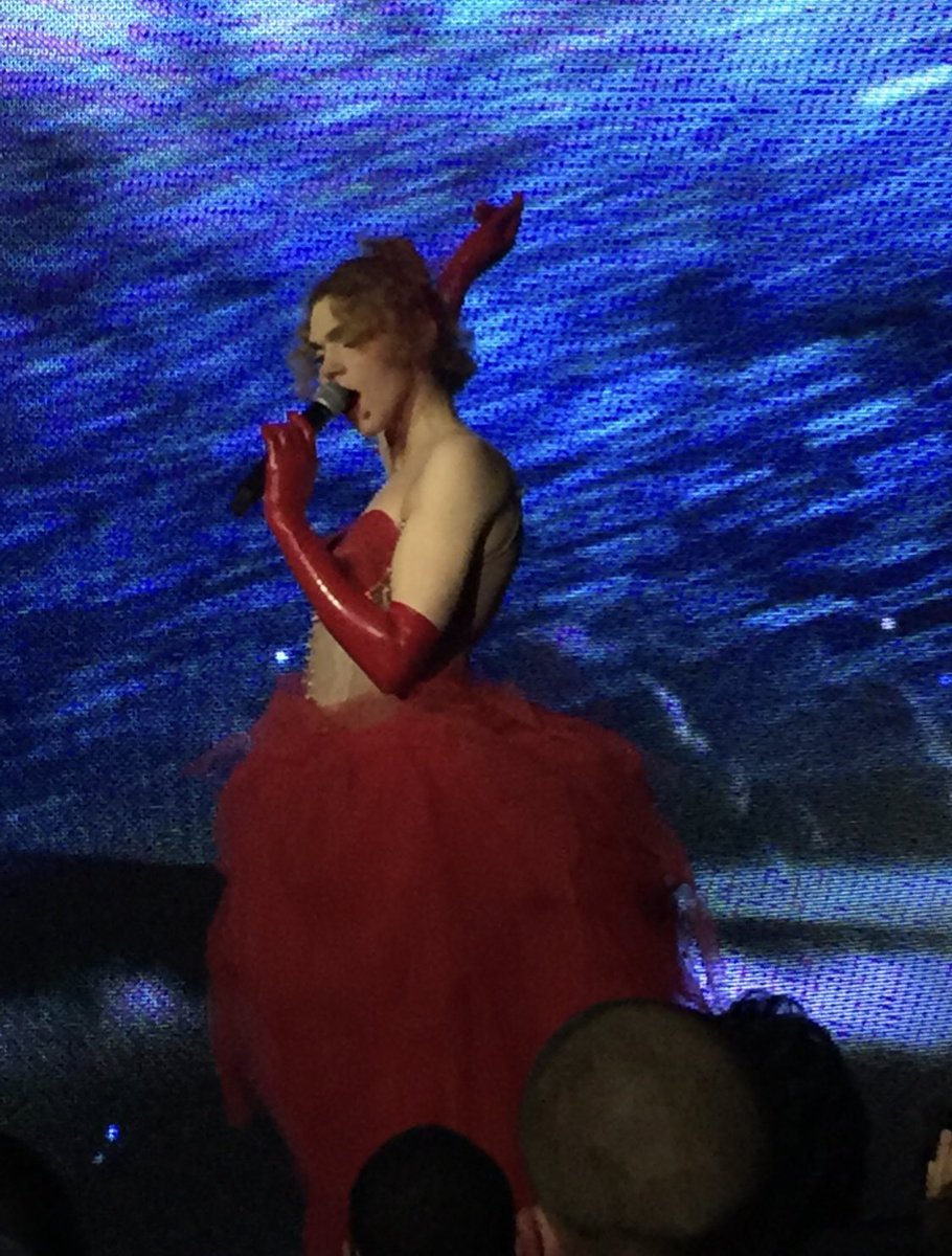 the taint modern tweet media