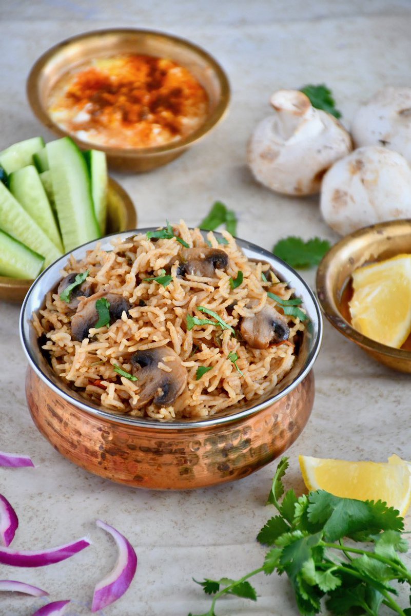 indiancurytrail's tweet photo. New video alert!!!

Instant pot Mushroom Biryani !!!

Recipe - https://t.co/0WexZxfgu5

#indiancurrytrail https://t.co/yQA7HnyIbE