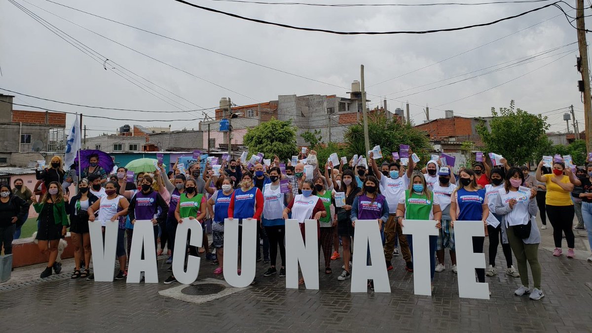 Nada puede frenar a la #SolidaridadEnAcción!!

Miles de voluntarias y voluntarios salimos bajo la lluvia, casa por casa a recorrer los barrios para ponerle el cuerpo a la campaña solidaria más grande de la historia.

Organización Comunitaria para la Reconstrucción argentina 🇦🇷