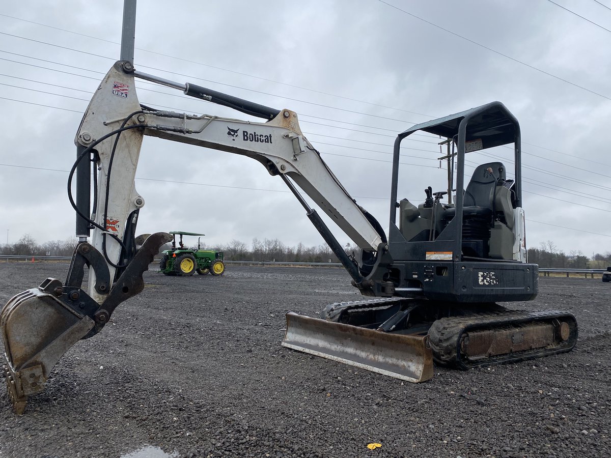 rockanddirt's tweet photo. ABSOLUTE AUCTION DAY @proteambid, Saturday, Feb. 6 At 9am. Heavy Construction, Service Trucks, Farm Equipment In A 3 Ring Sale—No Minimums* No Reserves* Highest Bidder Wins. https://t.co/izjJqBNpTj
1-87PROTEAM1
#absoluteauction #heavyequipment #onlineauction #liveauction https://t.co/2M1Xa6FLwT