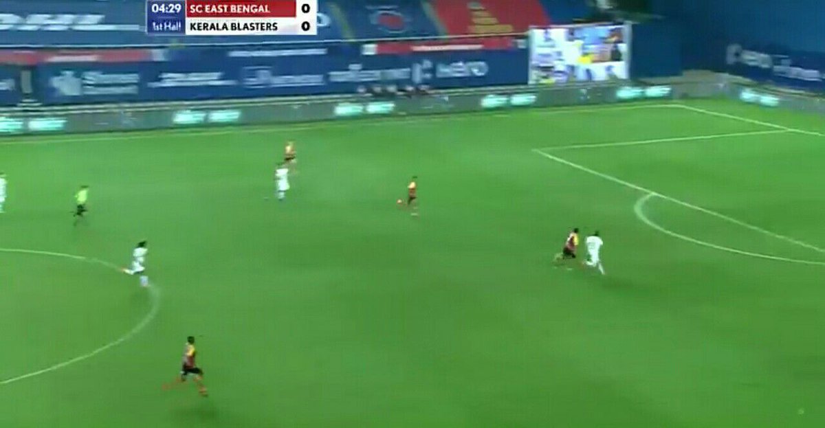 3. Diagonal Balls.KBFC have been playing more direct passes diagonally to Murray who gets in between the opposition CBs and make runs behind them. Clear cut chances have been created with these deliveries(14/22)