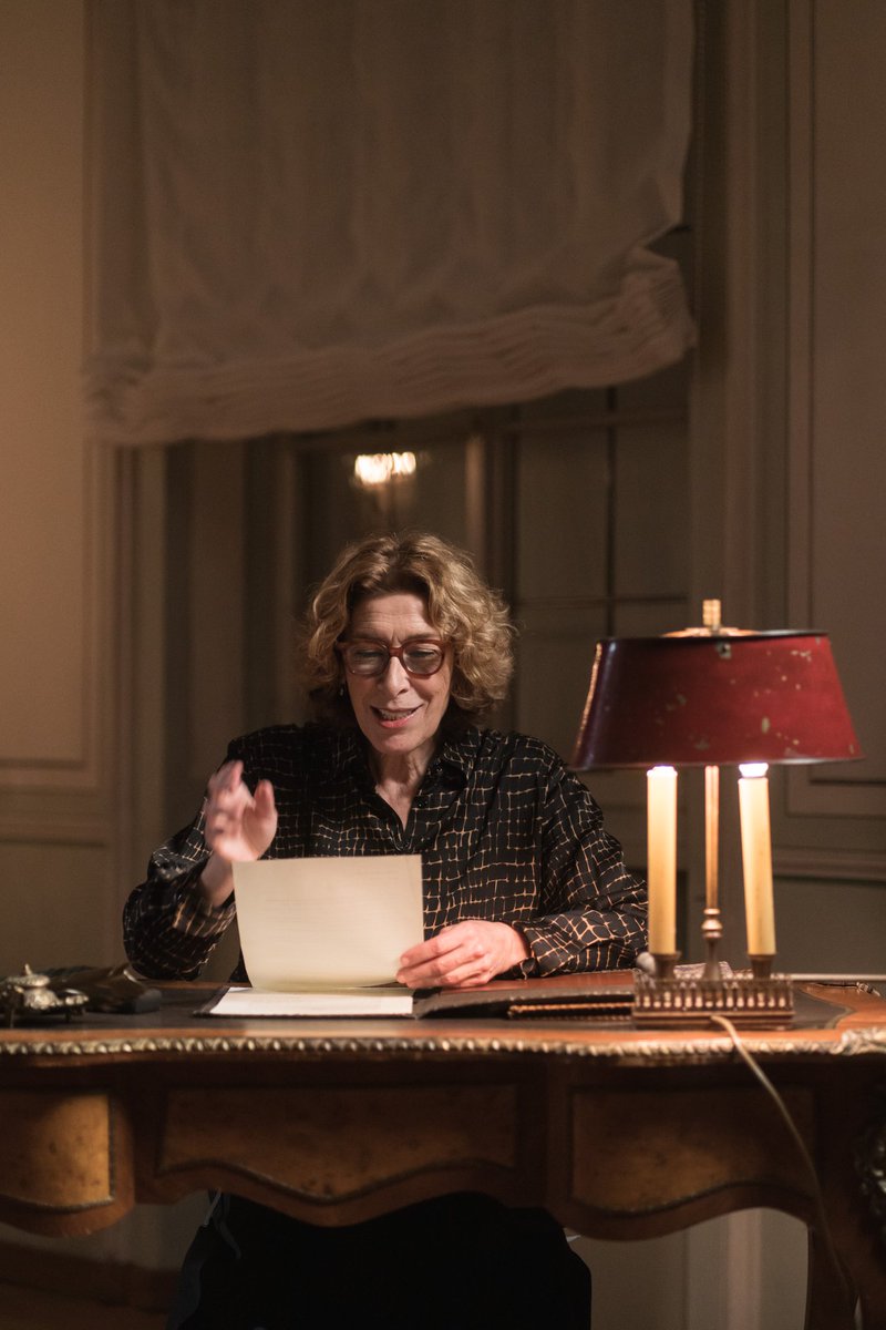 RolandoVillazon's tweet image. A preview of #LettersAndMusic with actress #AdeleNeuhauser reading Mozart's letters to his sister, with musical accompaniment by Emmanuel Tjeknavorian and #MarieSophieHauzel.

Available today at 18h CET on @myfidelio_at (Germany, Austria, and Switzerland): klassik.myfidelio.at/digitale-mozar…