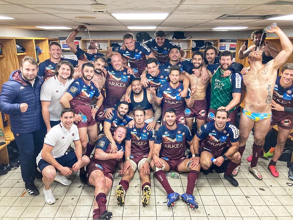 🤜 Victoire à Clermont.
🥰 Pour nos abonnés, supporters, partenaires, bénévoles ! 
#iloveubb #top14 #bordeaux #asmubb