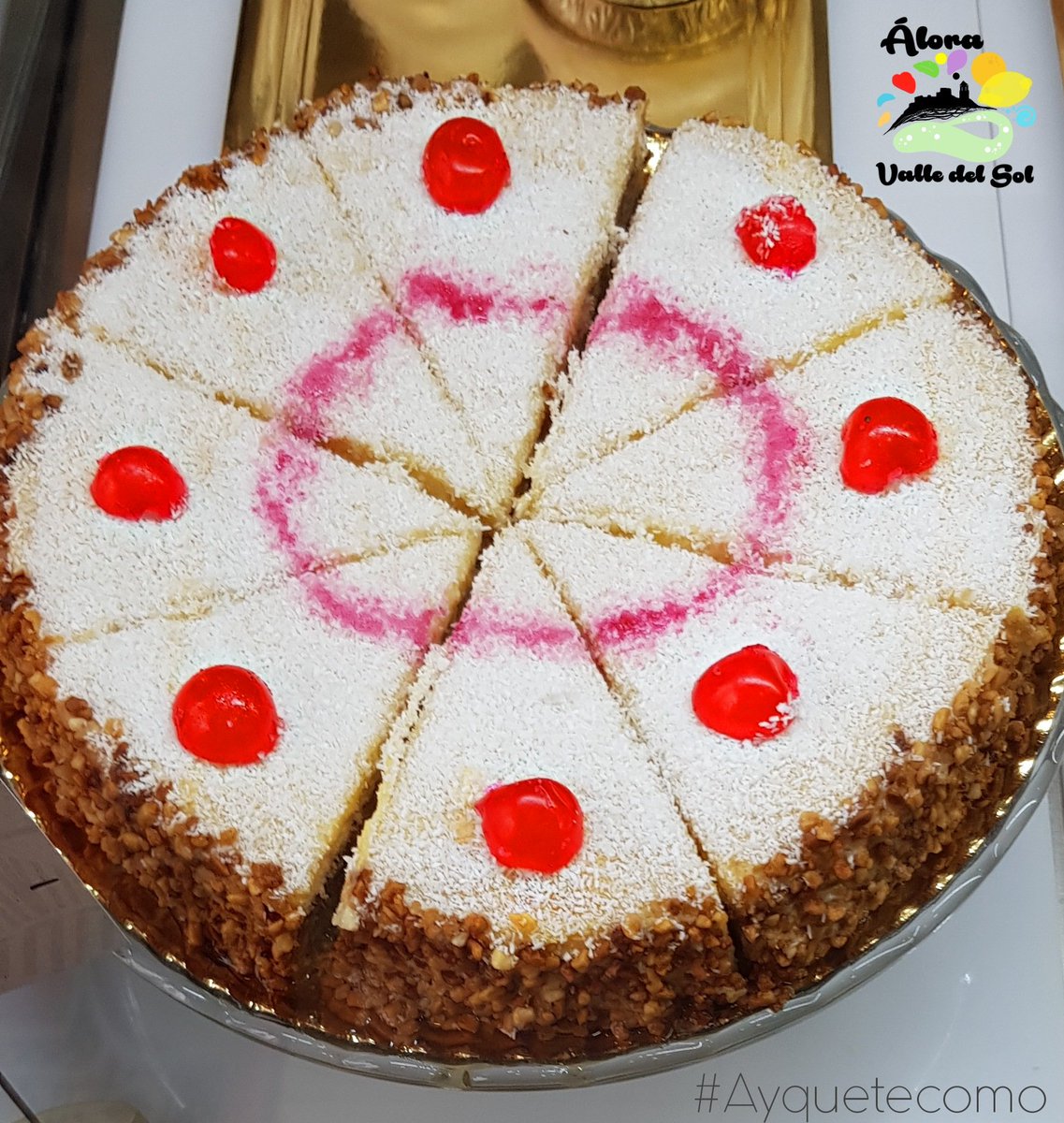 AloraValledeSol's tweet photo. Di la verdad ¿a que te comerías un trocito de estos ahora mismo?...😋😋😋
Hechos en #Álora
#ÁloraValledelSol #comeme #dulces #pastel #dulce #pasteles #querico #umm #azucar #amor #love #alora #comida #Ayquetecomo #sabores #candy #cake #sweet #sabor #delicia #delicioso #delicias https://t.co/FSIO5q7WbI