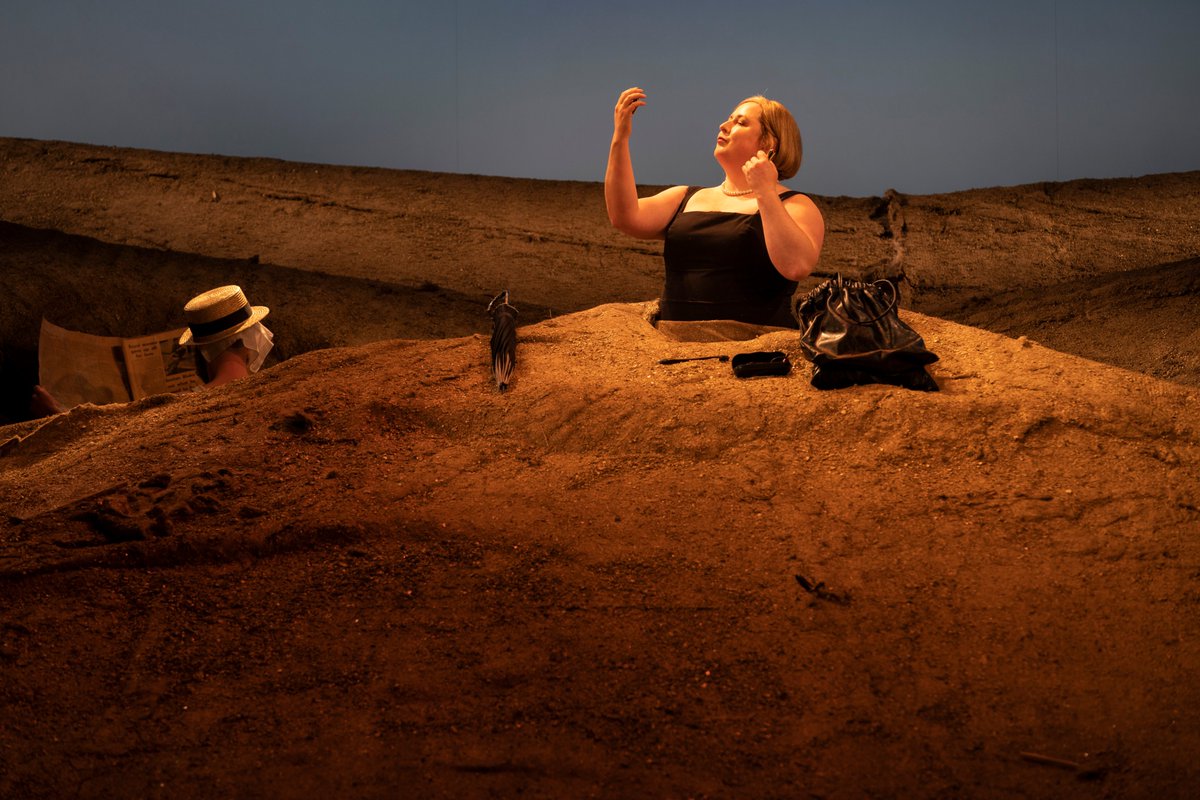 LandmarkIreland's tweet photo. “Another heavenly day…”
Tonight is the night! We broadcast Beckett’s Happy Days LIVE from @olympiatheatre at 7.30pm.
You can book your ticket right up til then:
🎟️https://t.co/A9Q2edZ2Re
🔴Or book On-Demand to watch on Sunday & Monday: https://t.co/kDMzAJpRAa
📷Pat Redmond https://t.co/baxMpOKgFN