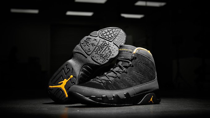 foot locker jordan 9 university gold