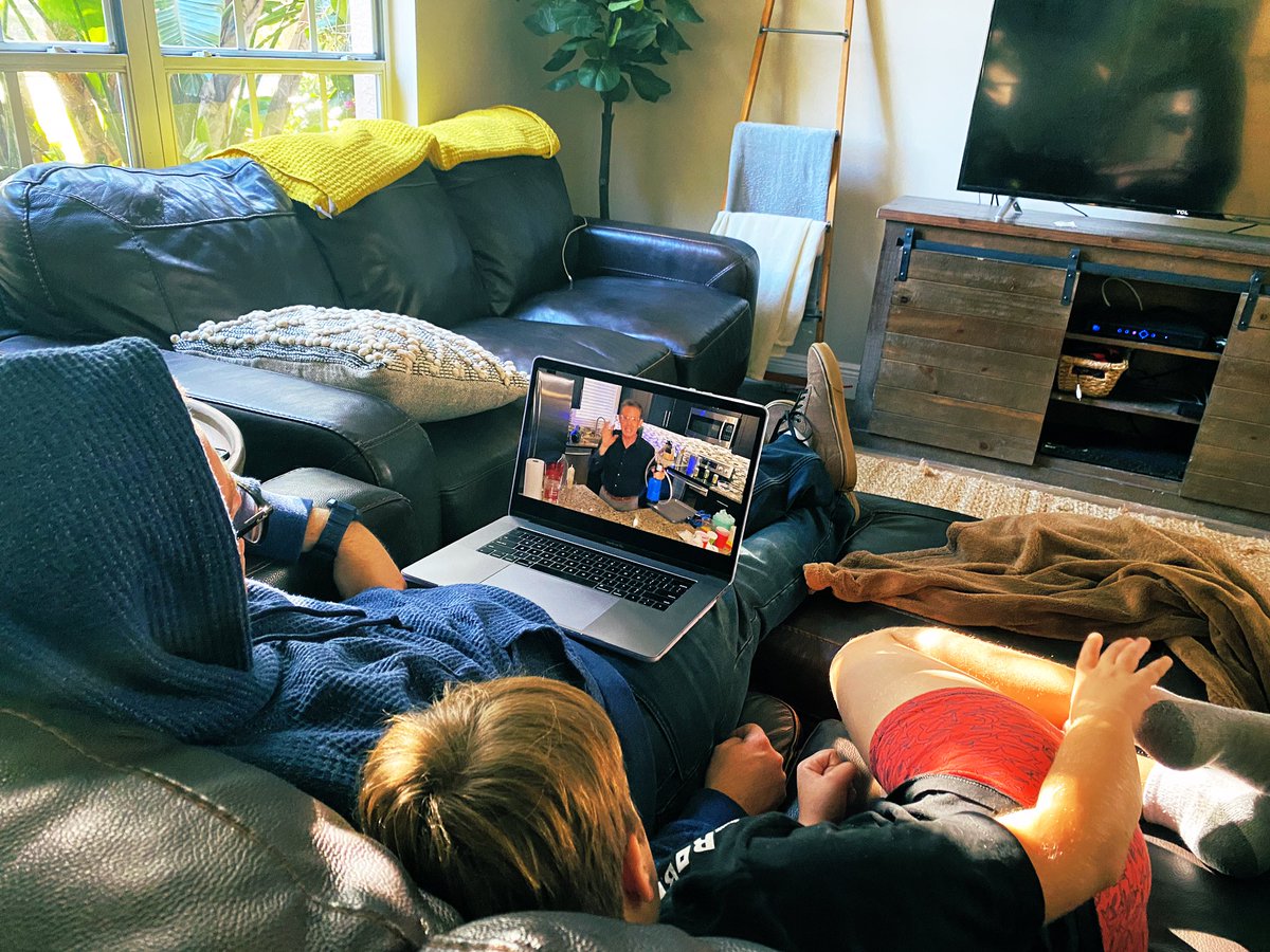 FriendsinFourth's tweet image. Thanks @collierschools for being the annual #ccpssteam conference right to our living room!