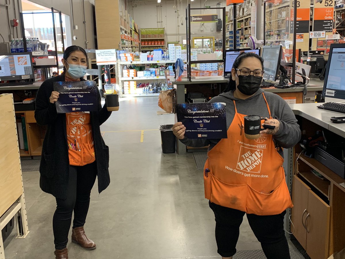 James Eaves (@hdjameseaves) on Twitter photo Thank you credit #AllStars Yolanda and <a href="/amelii94/">Melissa Garcia</a> β¨π« Keep Providing great customer service through credit! Thank you credit #AllStars Yolanda and <a href="/amelii94/">Melissa Garcia</a> β¨π« Keep Providing great customer service through credit!