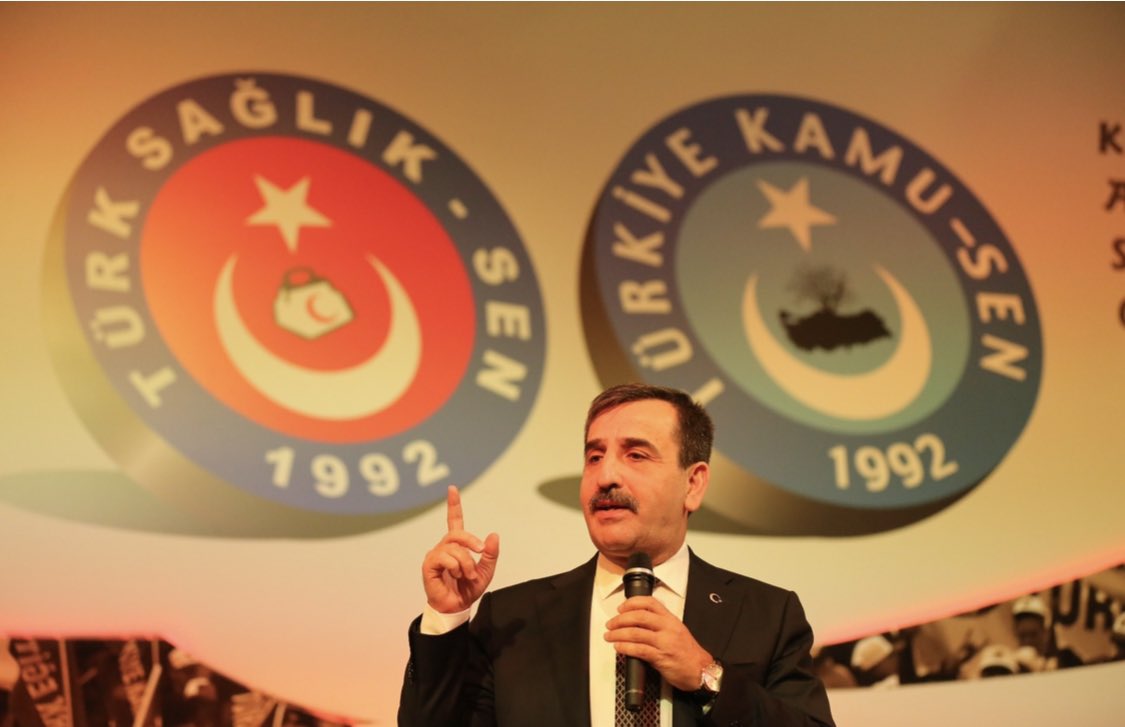 HamzaOlgun42's tweet photo. T.Kamu-Sen olarak hak ve sorumluluklarda eşitlik, aile birliğinin temini ve adaletin gereği olarak sözleşmeli personelin tamamının kadroya geçirilmesi ve sözleşmeli istihdamına son verilmesi hususunda kararlı ve ısrarcıyız.Genel başkan @OnderKahveci 
 #ReformdaSözleşmeliyeKadro https://t.co/MyrQ4cu1l8