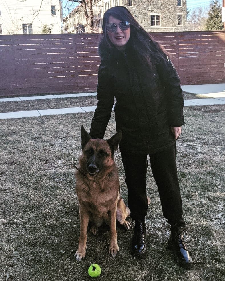 GunelAllahver12's tweet photo. ✓Yesterday I was told that 5 years old little girl in America loves me and our dog Hayat so much that even named her toys Gunel &amp; Hayat 🙂 So in the 2nd picture you can see Gunel &amp; Hayat's toy versions 😀
✓Love you very much little girl ❤️
✓Gunel &amp; Hayat 👧🏻🐶 https://t.co/KyUsgm54Kt