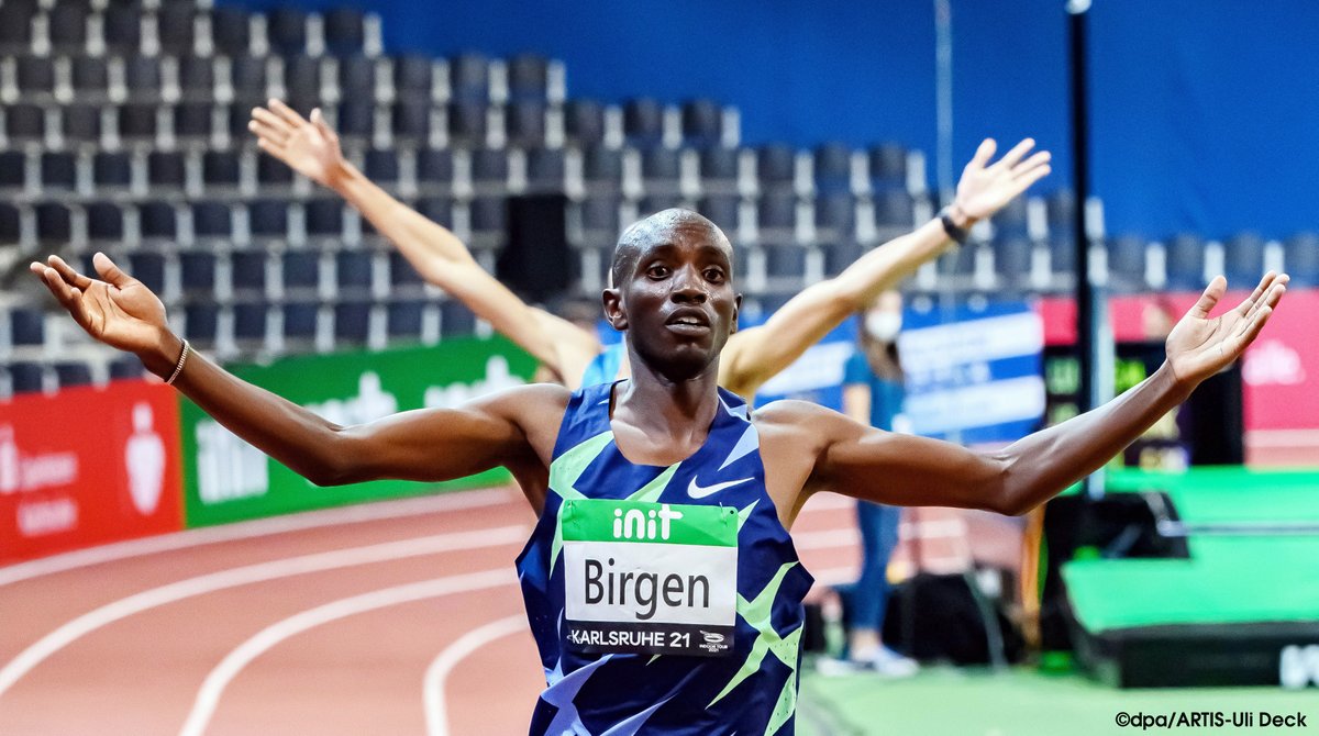 Internationales Leichtathletik Meeting der World Indoor Tour in der Europahalle Karlsruhe. Bethwell Birgen (Kenia) gewinnt die 3000 Meter der Männer. Foto COPYRIGHT: dpa/ARTIS-Uli Deck #leichtathletik#World AthleticsIndoorTour#sport#hallensport#leichtathleten#langstrecke#kenianer