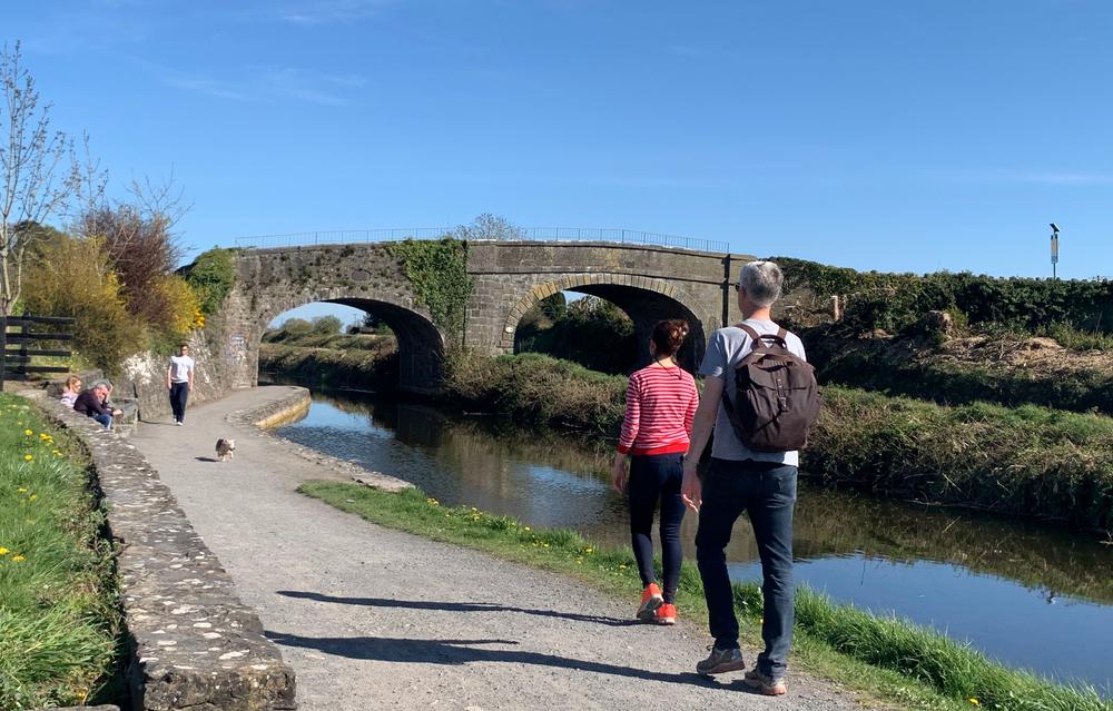 poloconghaile's tweet photo. 20 new walks around Ireland and the world to look forward to #WhenWeTravelAgain... Can't wait to get my boots on after writing this piece with @ThomBreathnach 🥾🥾
https://t.co/kt70SuF3nT https://t.co/femg00dOSw