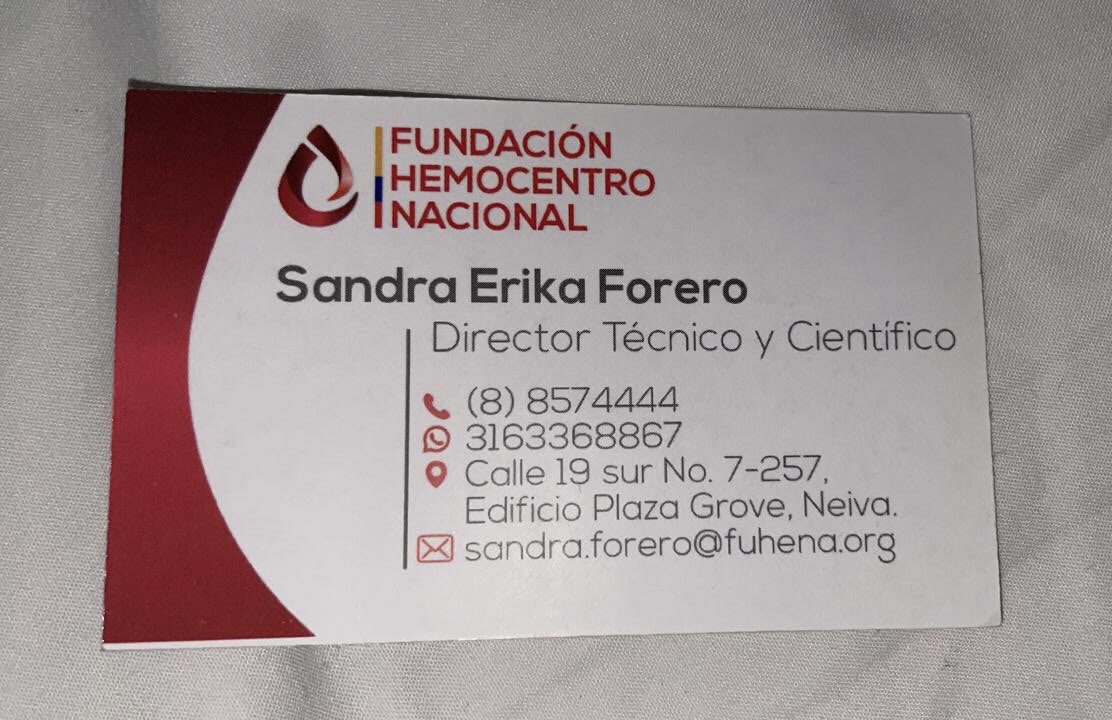 MiluBites's tweet photo. Amigos, vengo nuevamente a pedirles ayuda. Mi tia logró un cupo para la terapia ECMO en la @Clinica_Uros en Neiva y ahora estamos necesitando personas que quieran donar sangre O- para ella. Su nombre es Angela María Idárraga Ospina, pueden llamar a este número y donar 🙏🏼 en NEIVA https://t.co/ME6Sz4gMK8