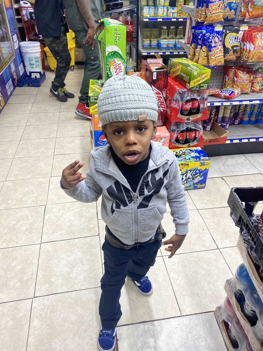 Larry Saint (LarrySaint_) Twitter
